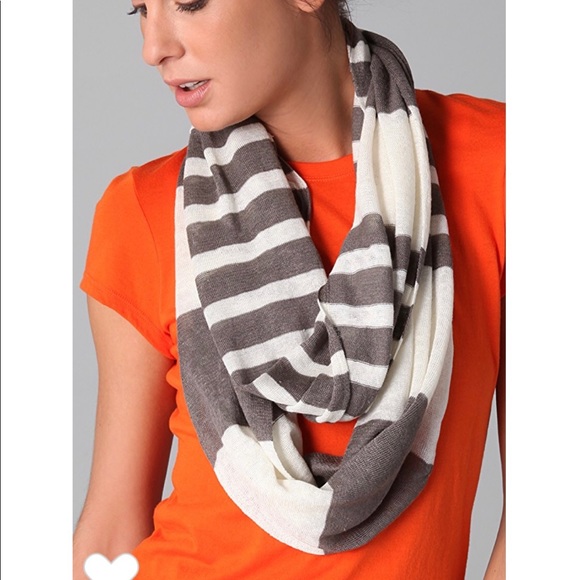 NWOT Vince Linen Cowl Scarf - Picture 5 of 6